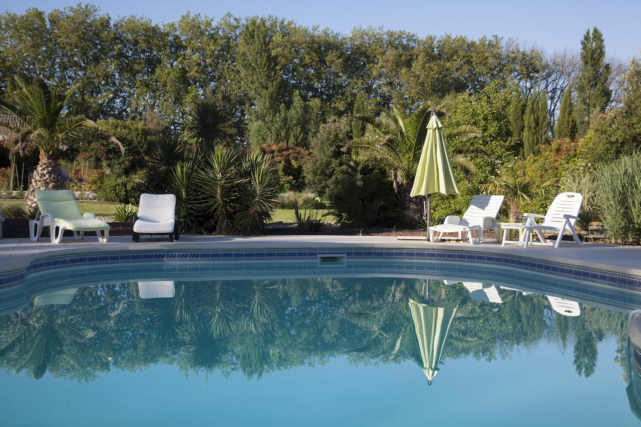 Bed and Breakfast Domaine Les Magasins Bram Exterior foto